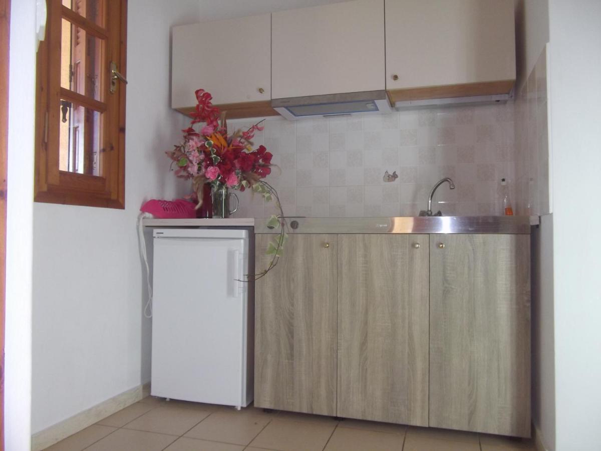 Villa Rita Apartments A 테브로노이티스 외부 사진